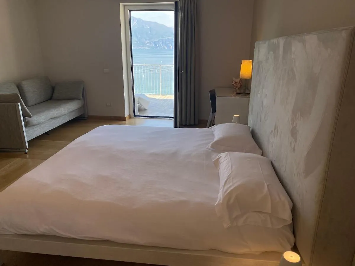Hotel Baia Dei Pini Torri Del Benaco