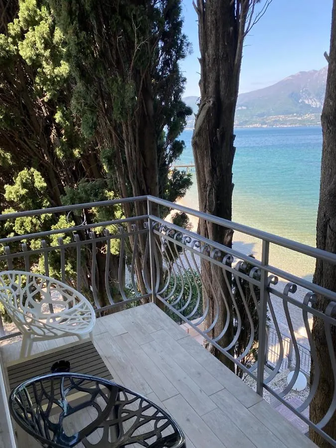 Hotel Baia Dei Pini Torri Del Benaco