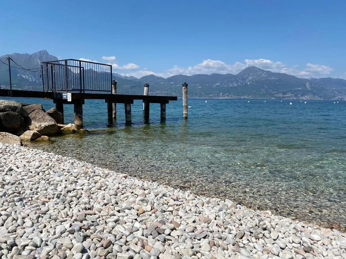 Hotel Baia Dei Pini Torri Del Benaco