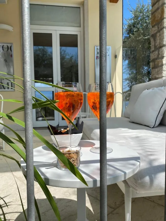 Hotel Baia Dei Pini Torri Del Benaco