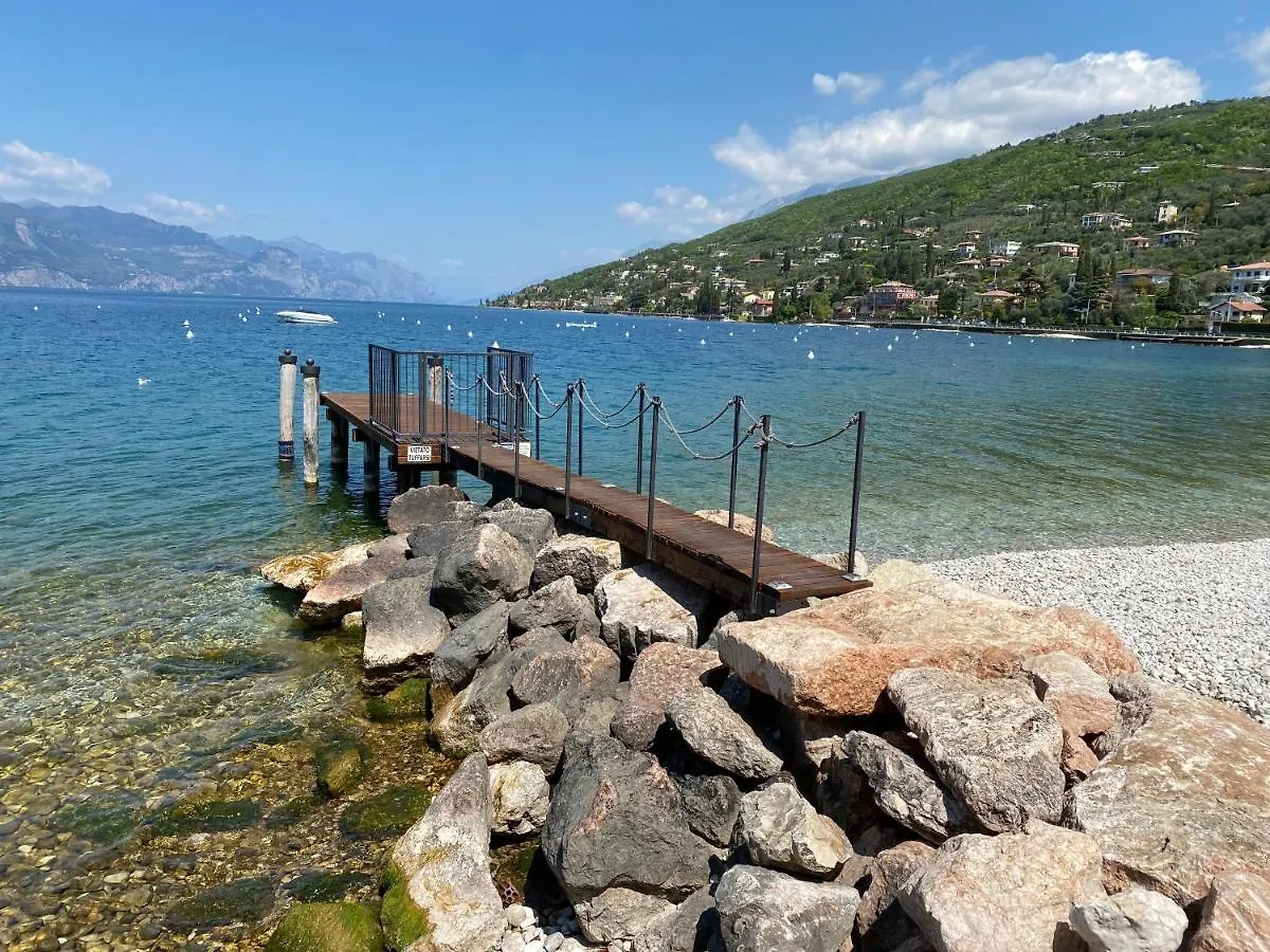 Hotel Baia Dei Pini Torri Del Benaco 3*,