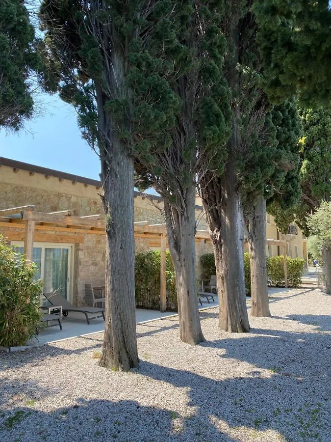 Hotel Baia dei Pini Torri Del Benaco