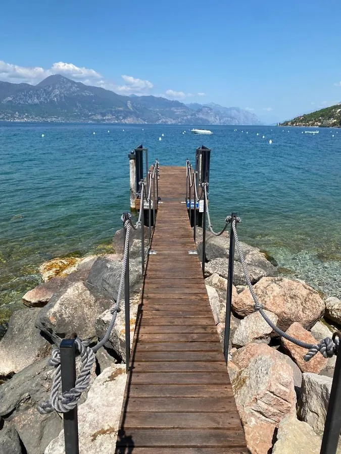 Hotel Baia Dei Pini Torri Del Benaco